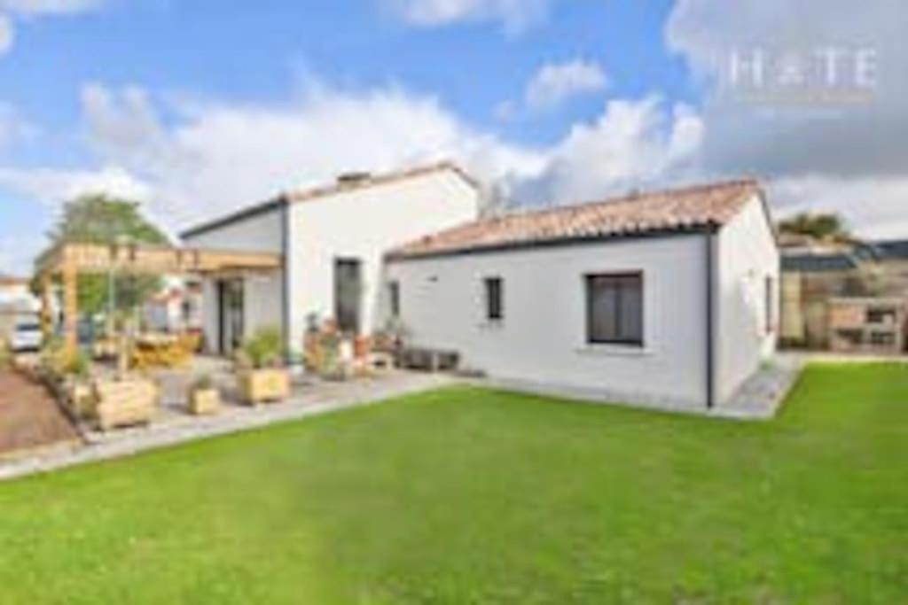 Sur - Maison Familiale